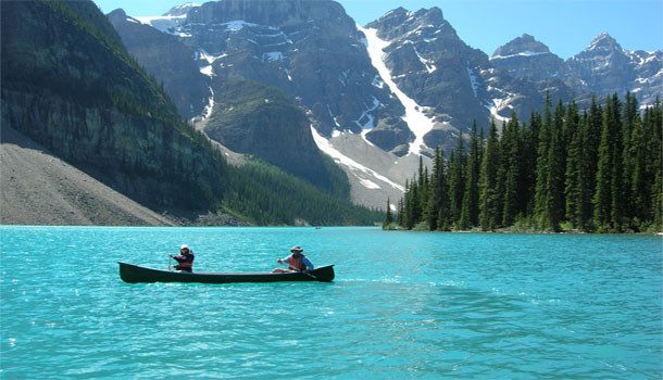 Canoeing in Banff, Alberta | Banff National Park