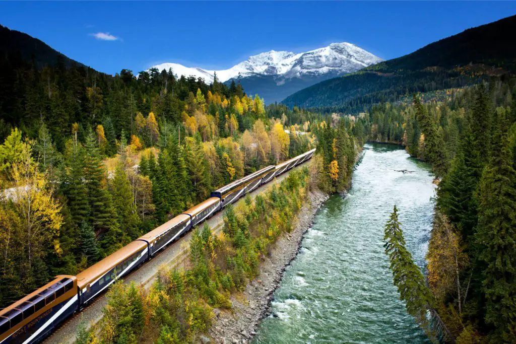 travel from vancouver to banff by train