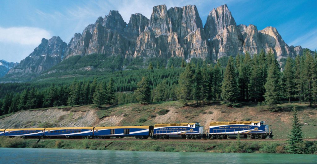 travel from vancouver to banff by train