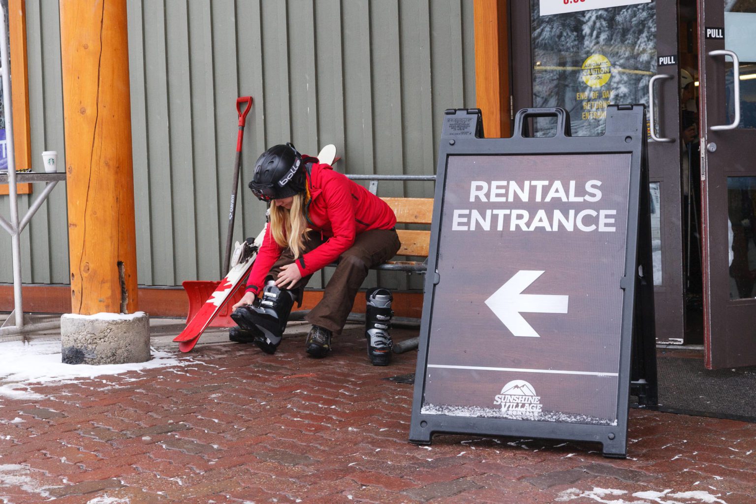 Skiing In Banff The Ultimate Ski Trip Guide Banff National Park