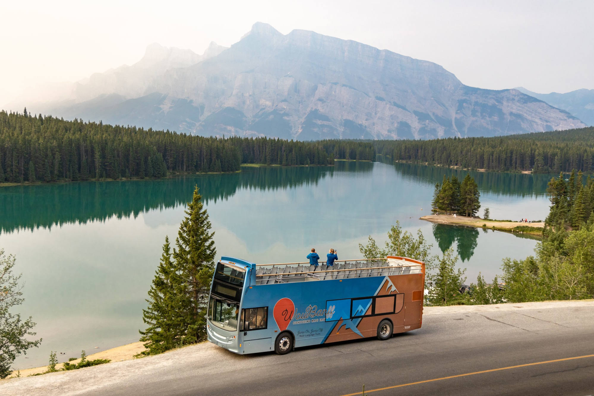 open bus tour banff