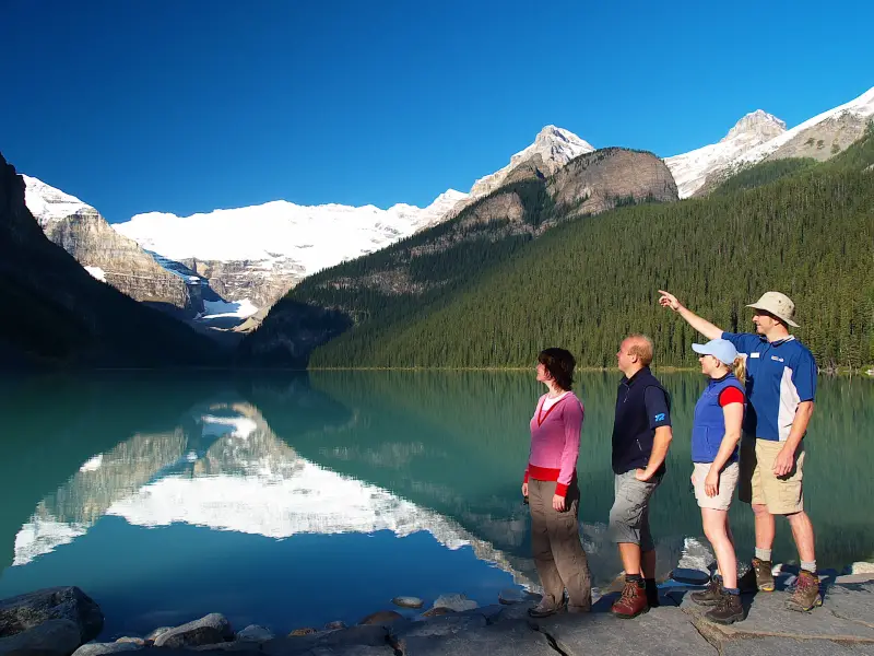 Group of people on a Moraine Lake Tour