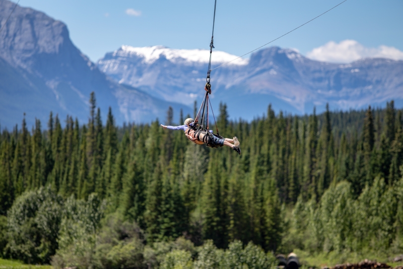 Tourist ziplining